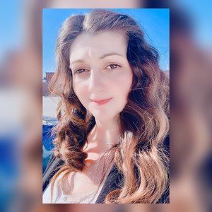 Meet your Posher, Nela